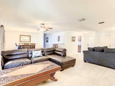House  West Bradenton