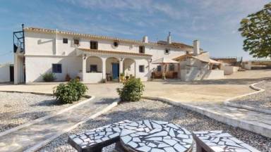 Bed & Breakfast  Baza