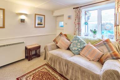 Take in History and Landscape With Accommodation in Hythe - HomeToGo