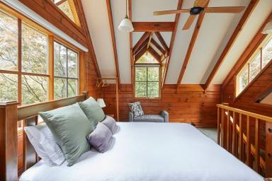 Cabin Emerald