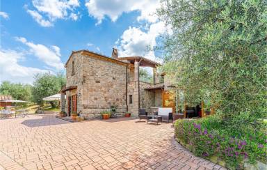 House  Seggiano