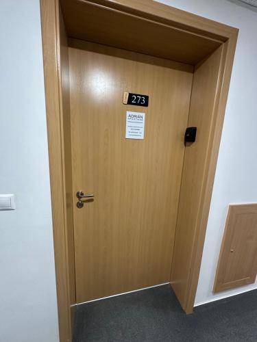 Serviced apartment with patio & sauna | Dogs allowed — photo 4
