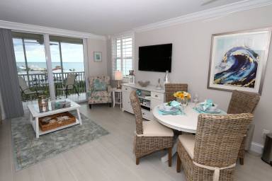 Condo Barefoot Beach
