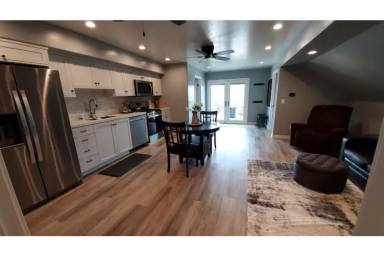 Airbnb  Tulare