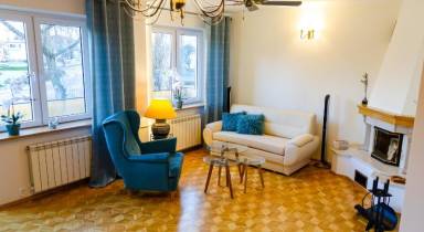 100 m² Apartament