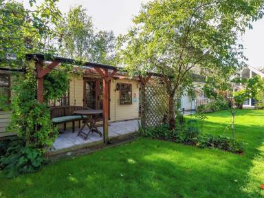 Cottage with garden