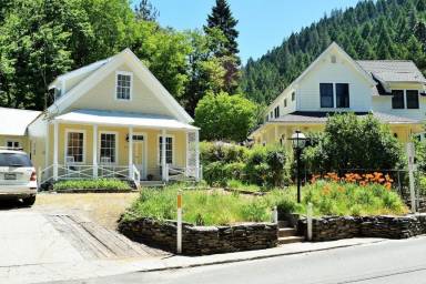 House Downieville