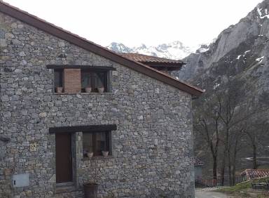 Casa Sotres