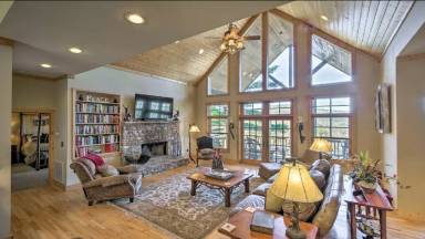 House Kitchen Lake Jocassee