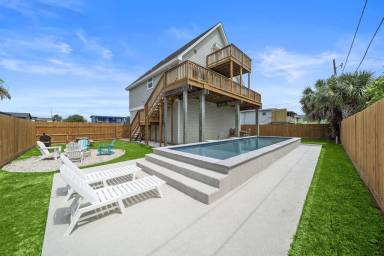 136 m² House