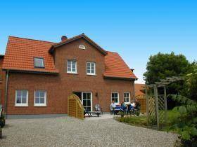 130 M² Maison De Vacances ∙ 4 Chambres ∙ 8 Personnes - Fehmarn