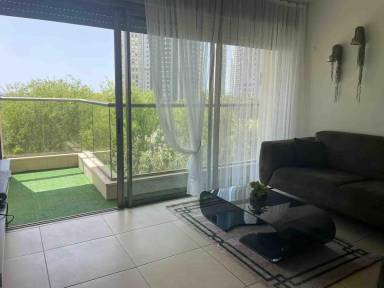 120 m² Apartment