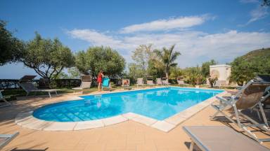 Wohnung mit Grill, Pool und Garten | Hunde erlaubt