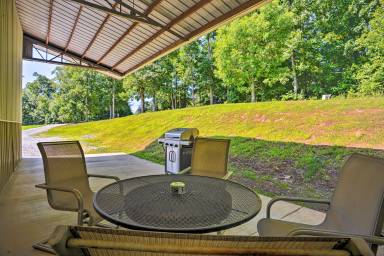 Apartment  Gilbertsville