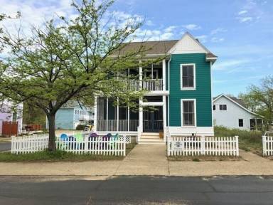 House  Michigan City