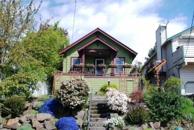 Cottage North Seattle