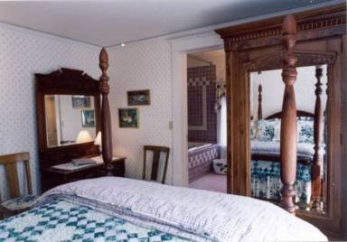 Bed and breakfast  Sturgeon Bay