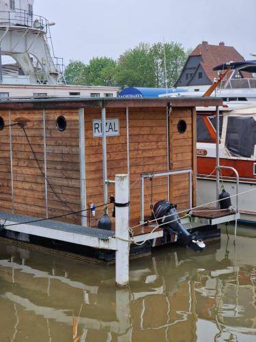 Hausboot Vahrenheide