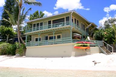 House  Kawela Bay
