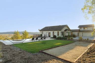 House Geyserville