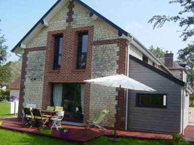 House Saint-Pierre-de-Manneville