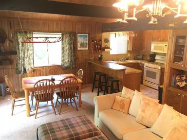 Cabin Kitchen Lake Arrowhead