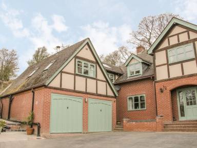 90 m² Cottage
