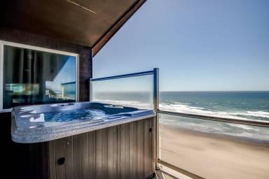 House Lincoln City