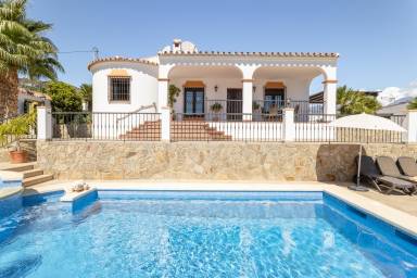 130 m² House