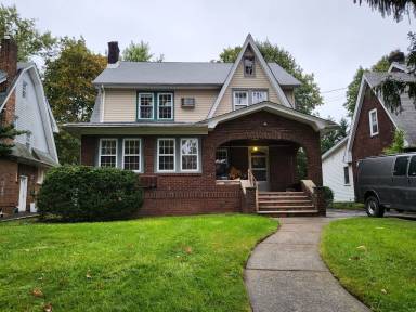 House Bergenfield