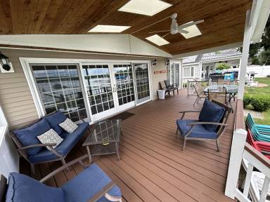 Cottage Lakeville