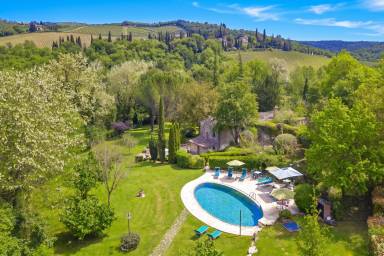 Familienorientierte weiträumige Villa mit Terrasse, privatem Pool und Grill | Haustiere sind willkommen