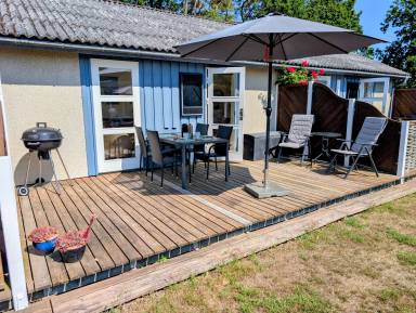Helle Ferienwohnung nah Strand & Pool
