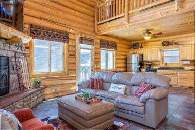 Cabin Yard Greer