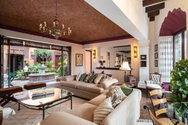 House Centro