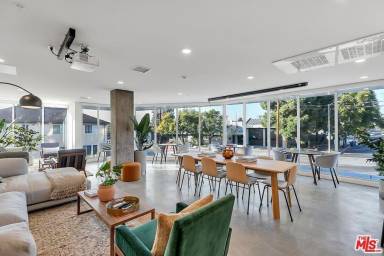 Apartment Hollywood