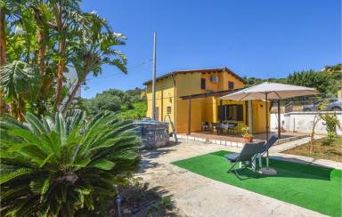 House  Casteldaccia
