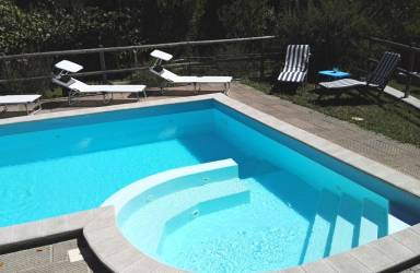 Appartamento a Mulazzo con piscina, giardino e idromassaggio - HomeToGo