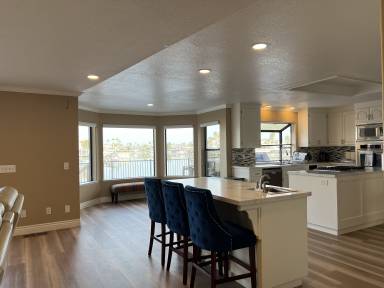 House Pet-friendly Brentwood