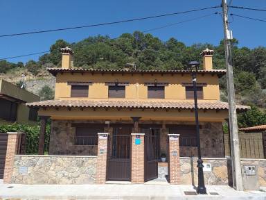 Casa  Candeleda