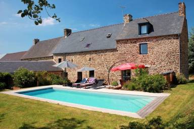 House Yard Le Tronchet
