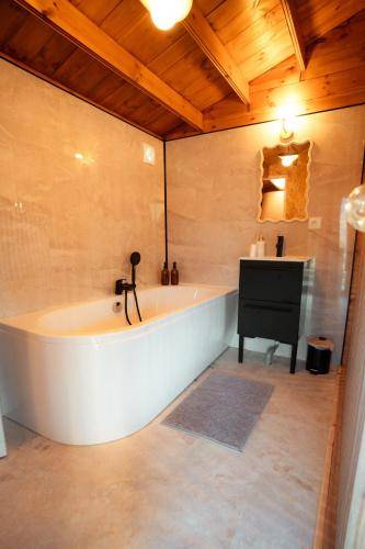Chalet with terrace & yard in Pontarlier