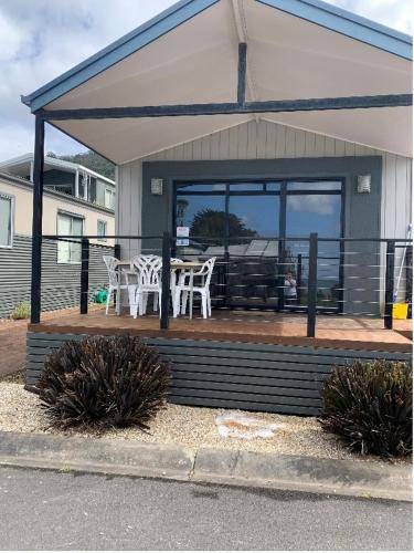 Resort  Skenes Creek