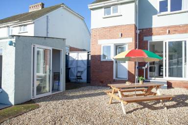 Cottage  Lympstone