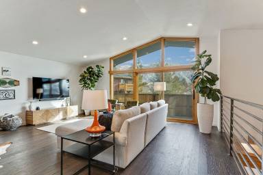 260 m² House