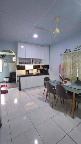 House Kampung Rantau Panjang