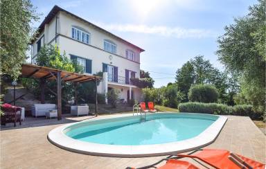 Maison de vacances 300 m²