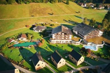 Wellness & Genuss Resort Engel Obertal, (Baiersbronn), LHS 10448 NEU