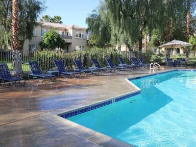 Aparthotel Cathedral City