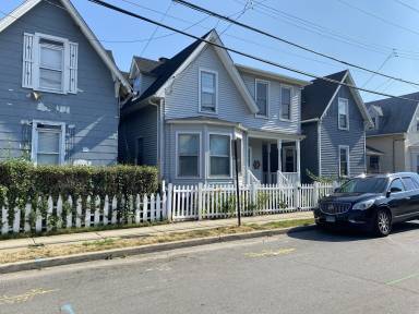 House  Black Rock
